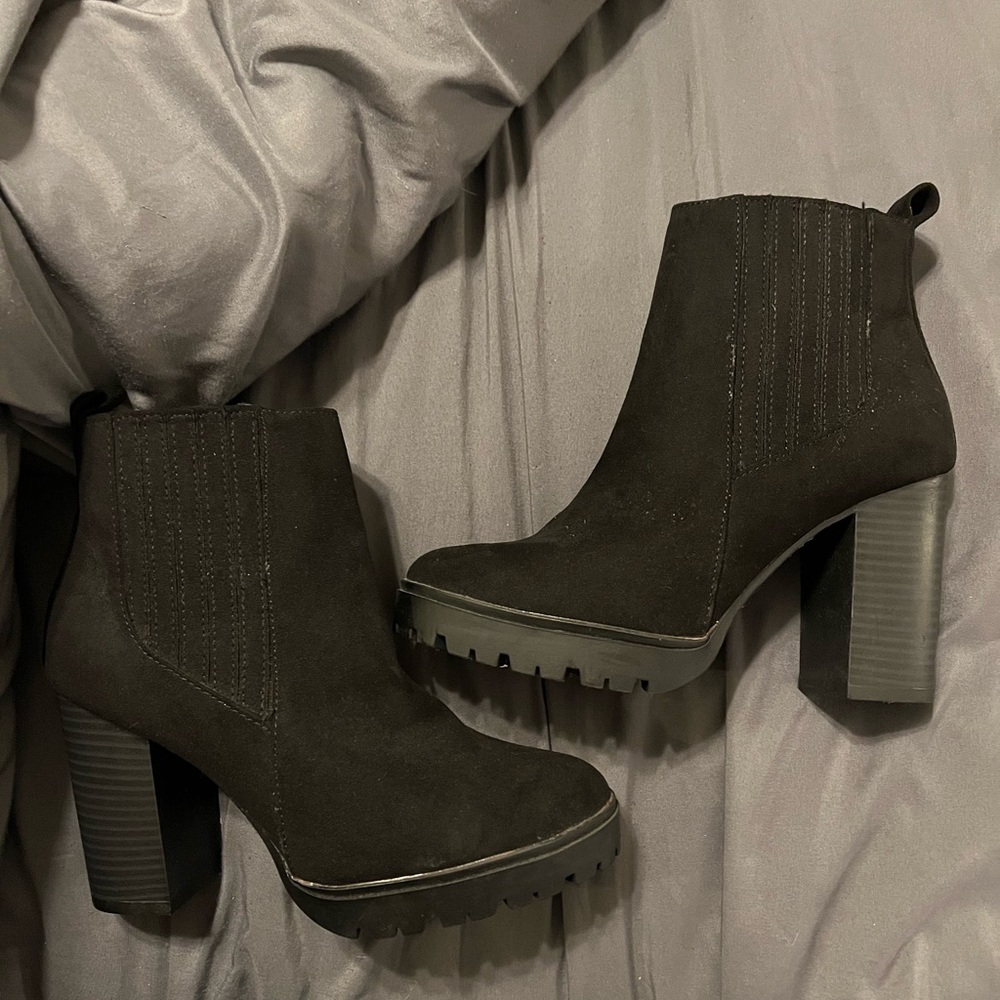 Brand new never worn!
